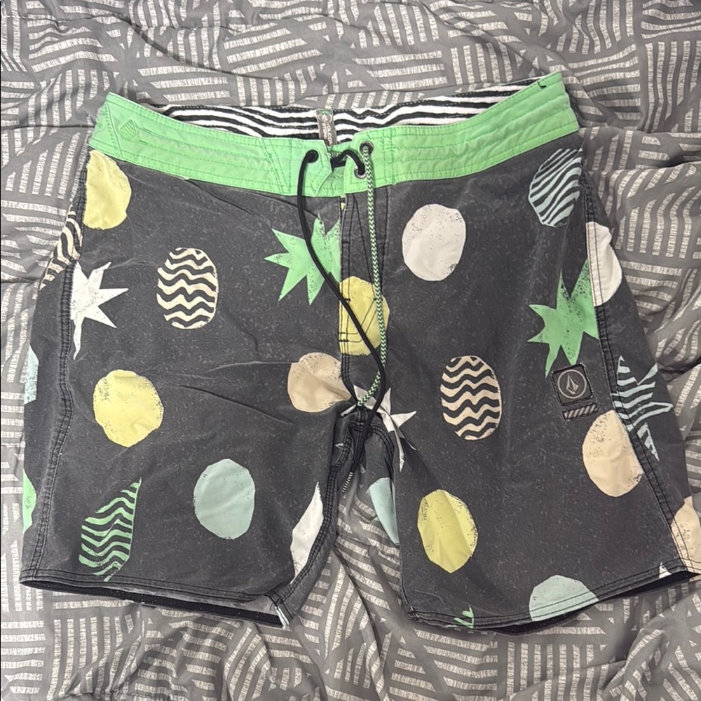 Volcom Black and Green Board Shorts with Quick-Dry Fabric